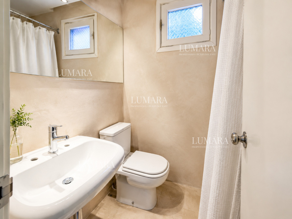 Casa ID.1409 - Excelente Casa de 4 Dormitorios con Piscina y Parrillero en Montoya, La Barra