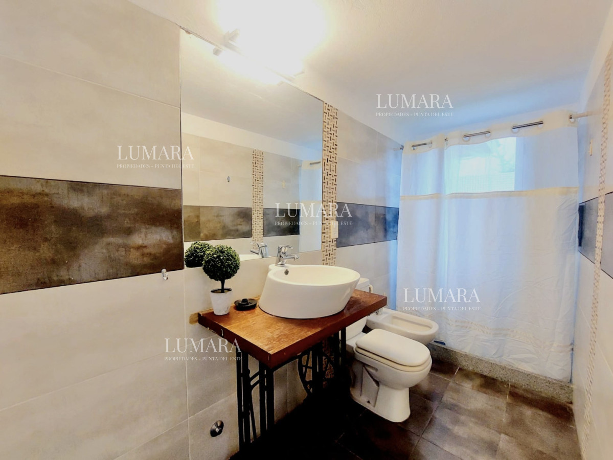 Casa ID.1407 - Excelente Casa de 6 Dormitorios y Piscina en Montoya, La Barra