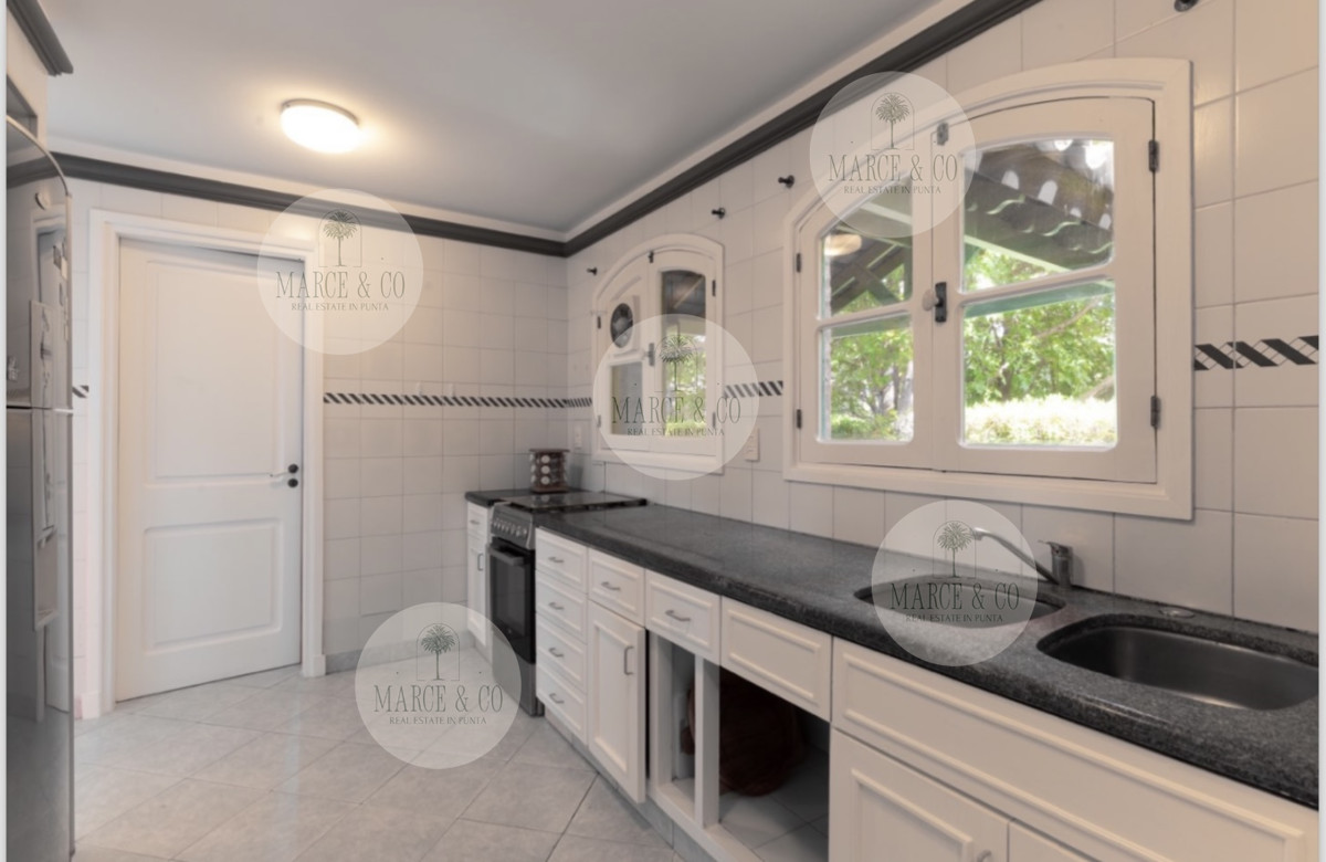 Casa ID.530 - Gran casa en alquiler de temporada 5 dormitorios mas piscina en Montoya