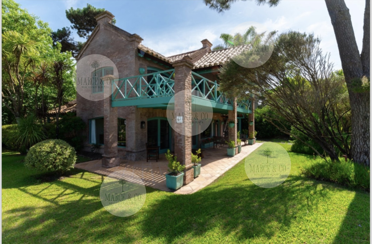 Casa ID.530 - Gran casa en alquiler de temporada 5 dormitorios mas piscina en Montoya