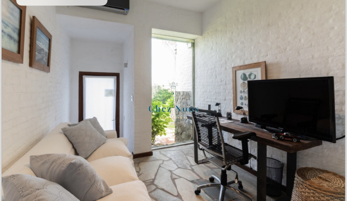 Casa ID.303 - Excelente casa de 5 dormitorios mas dependencia y gran parque a 200 metros de la Playa de Montoya en alquiler de temporada