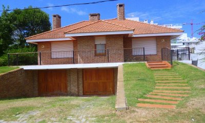 Gran casa de 4 Dormitorios en Aidy Grill, Punta del Este