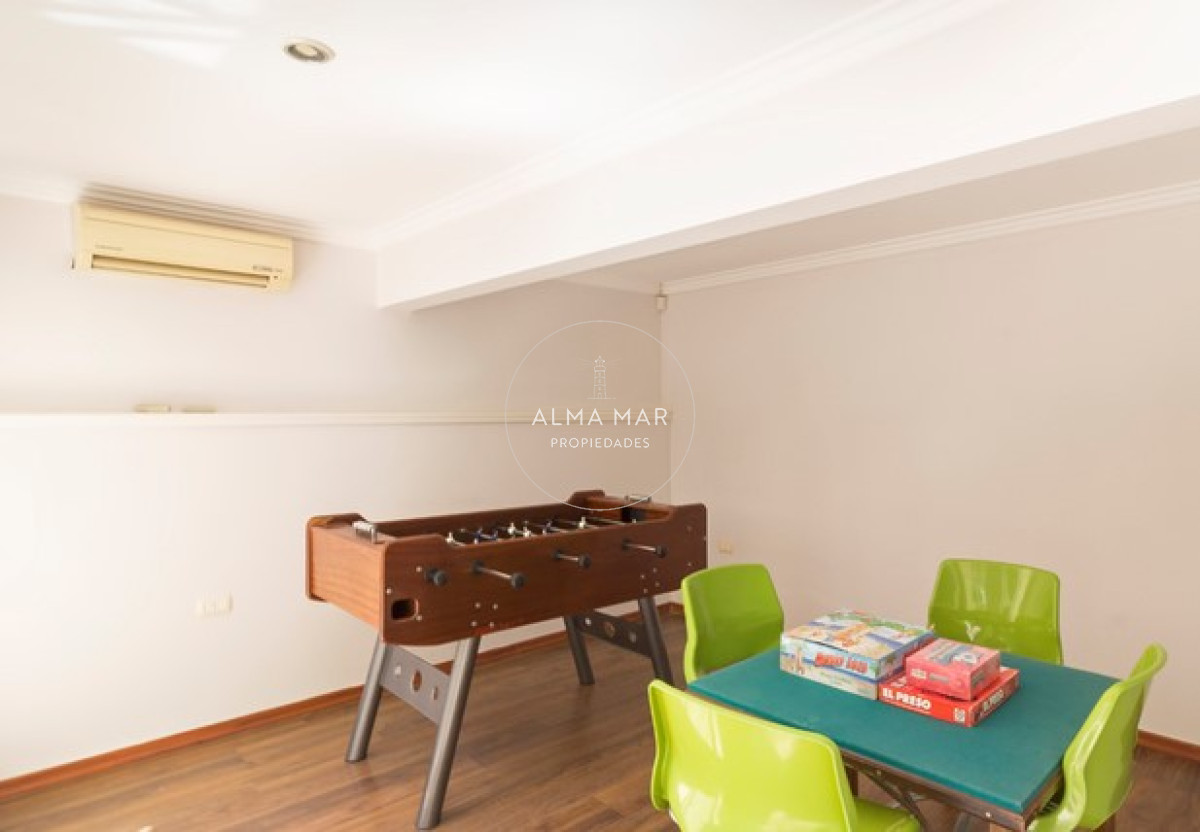Apartamento ID.1127 - Moderno Apartamento de 3 Dormitorios a Pocas Cuadras del Mar En Venta, Playa Brava