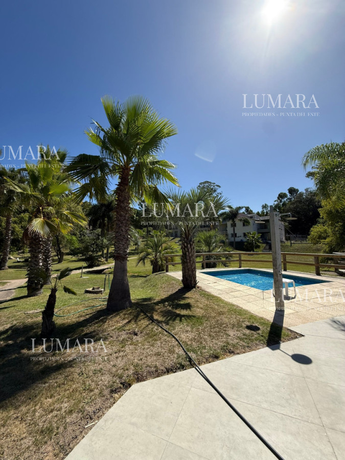 Apartamento ID.3146 - Alquiler anual o invernal de apartamento dúplex con parrillero propio en Rincón del Indio