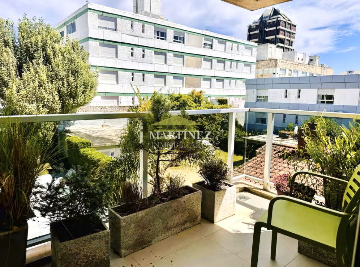 Apartamento ID.9 - Apartamento de 3 Dormitorios en Alquiler, Península de Punta del Este