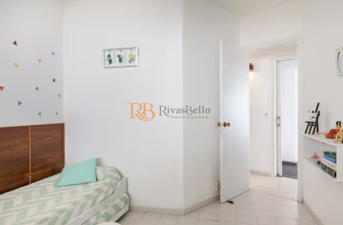 Casa ID.71 - Gran Casa en Venta sobre el Mar de 5 Dormitorios y Dependencia en Península, Punta del Este