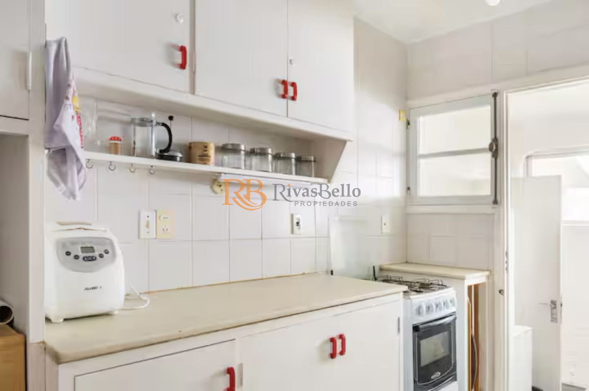 Casa ID.71 - Gran Casa en Venta sobre el Mar de 5 Dormitorios y Dependencia en Península, Punta del Este