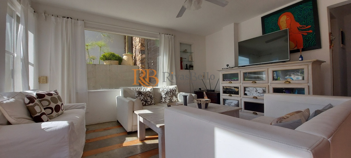 Casa ID.63 - Excelente Casa de 4 Dormitorios en Montoya, La Barra