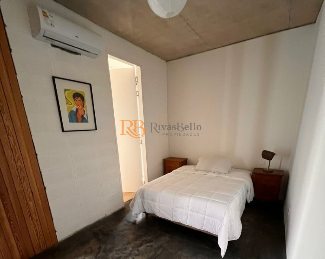 Casa ID.74 - Venta y alquiler temporario de maravillosa casa a pasos del Mar con cinco dormitorios en suite, Punta Piedras, Manantiales