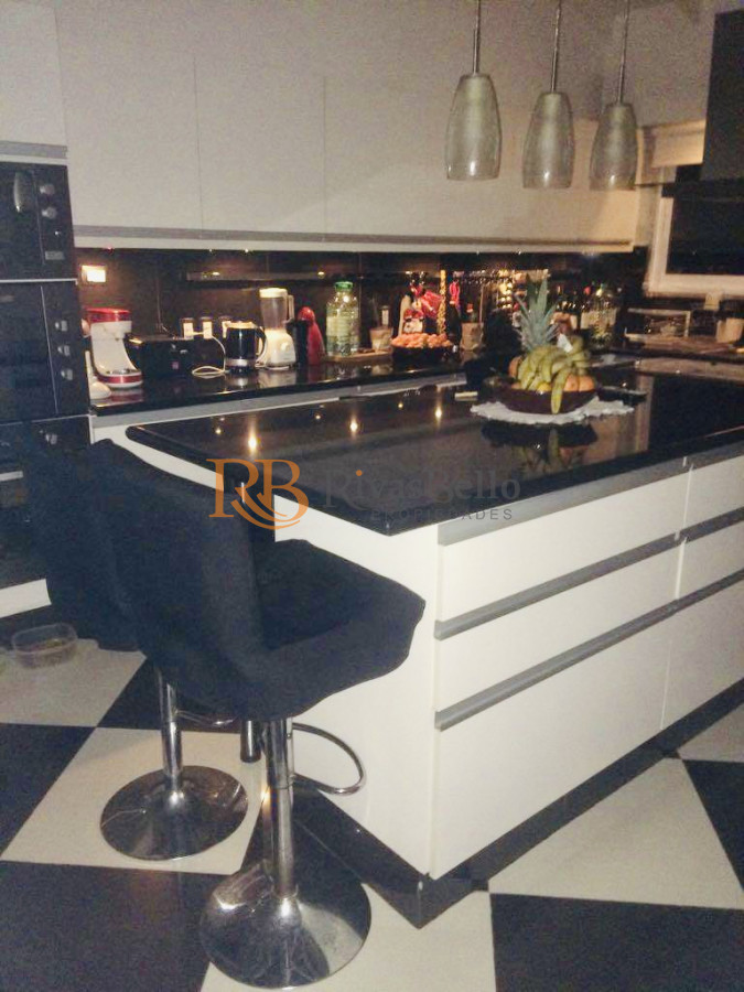 Casa ID.69 - Excelente Casa de 5 Dormitorios en Barrio Privado La Arbolada, Punta del Este