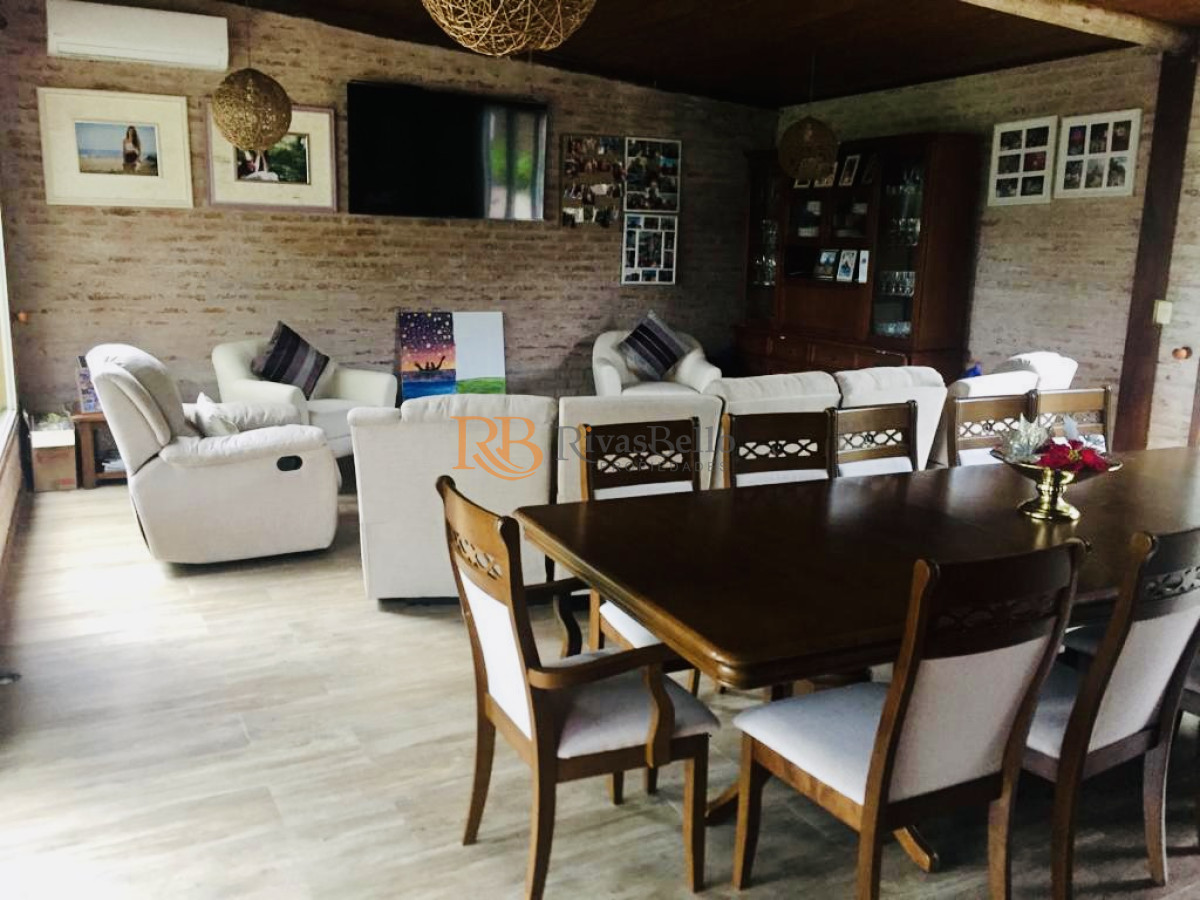 Casa ID.69 - Excelente Casa de 5 Dormitorios en Barrio Privado La Arbolada, Punta del Este