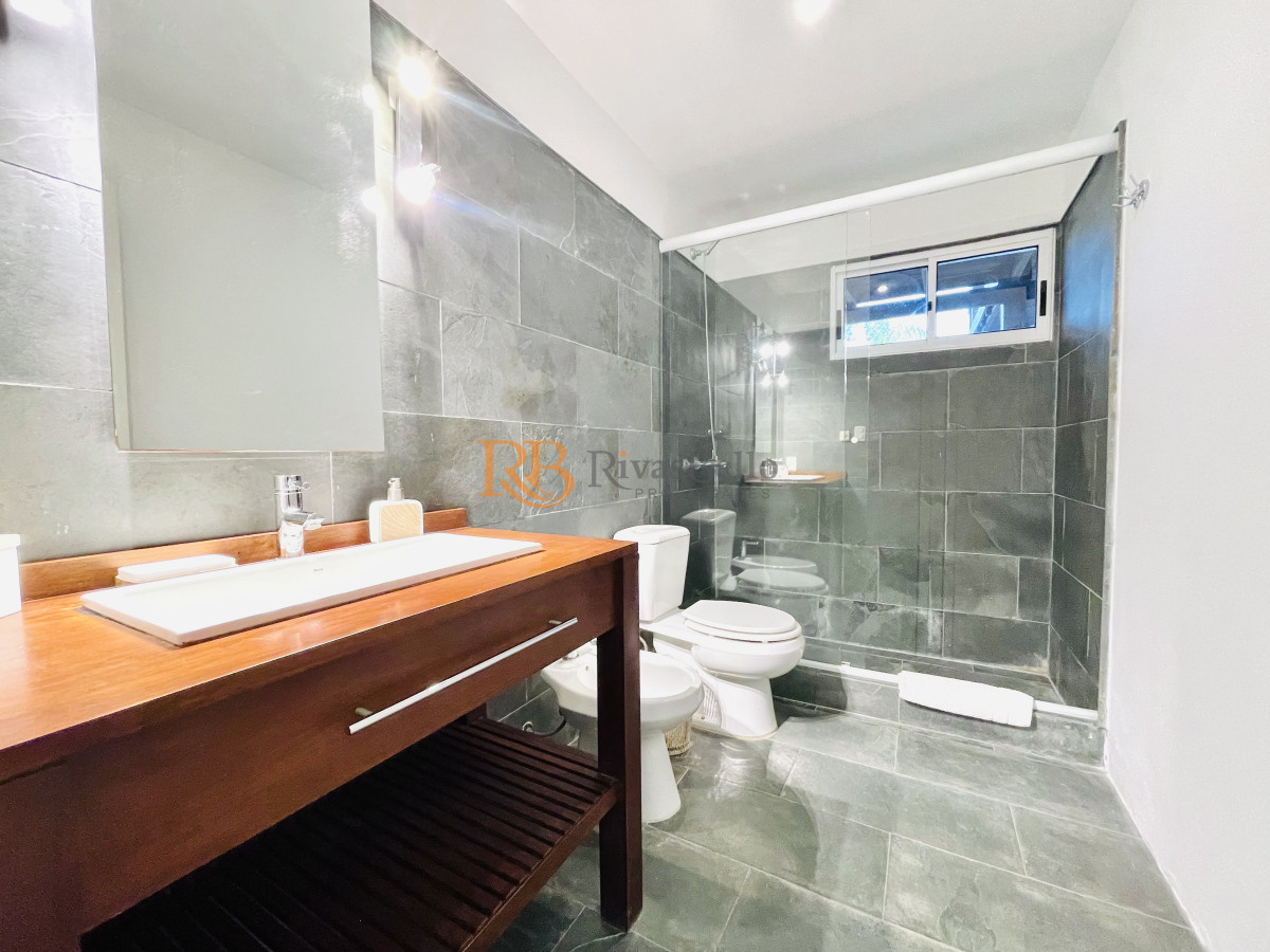 Casa ID.56 - Excelente Casa de 5 Dormitorios en Manantiales, Punta del Este