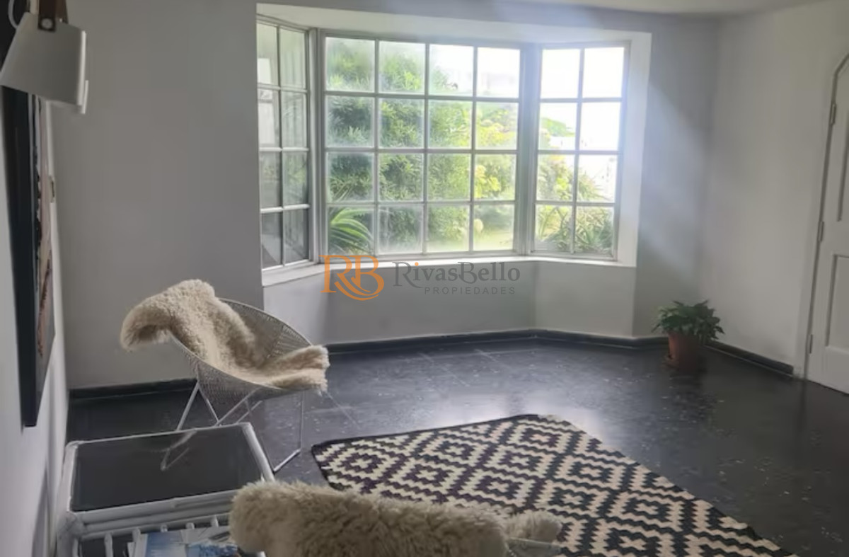 Casa ID.71 - Gran Casa en Venta sobre el Mar de 5 Dormitorios y Dependencia en Península, Punta del Este