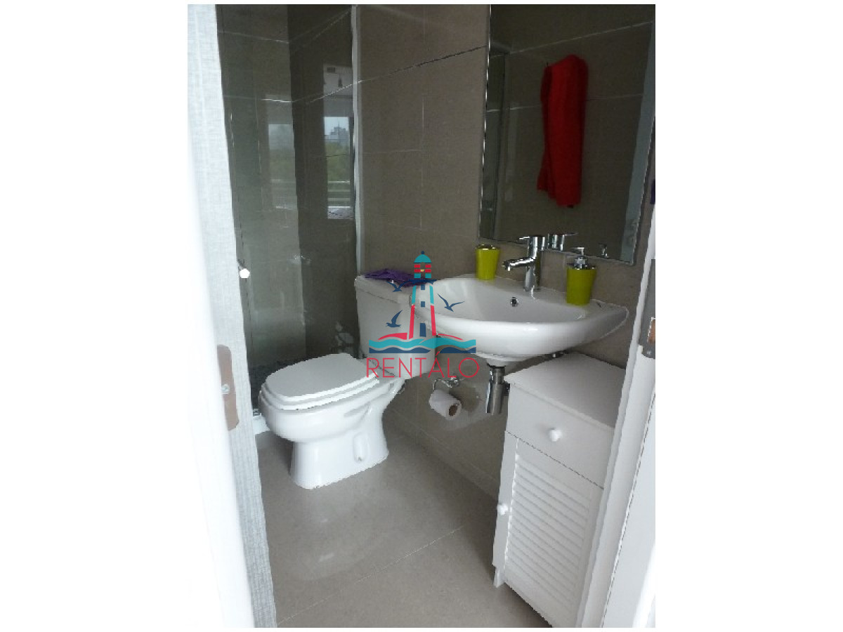 Apartamento ID.85 - Alquiler temporal de apartamento de dos dormitorios con dos baños en Playa Mansa, Punta del Este