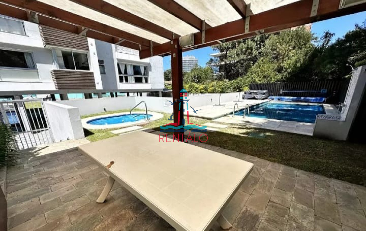 Apartamento ID.253 - Apartamento  de 1 dormitorio en Punta del Este playa brava
