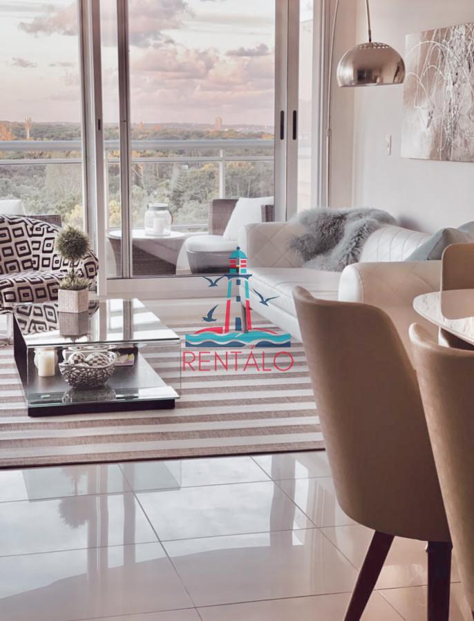 Apartamento ID.485 - Apartamento de 3 Dormitorios en Venta, Ocean Drive Punta del Este