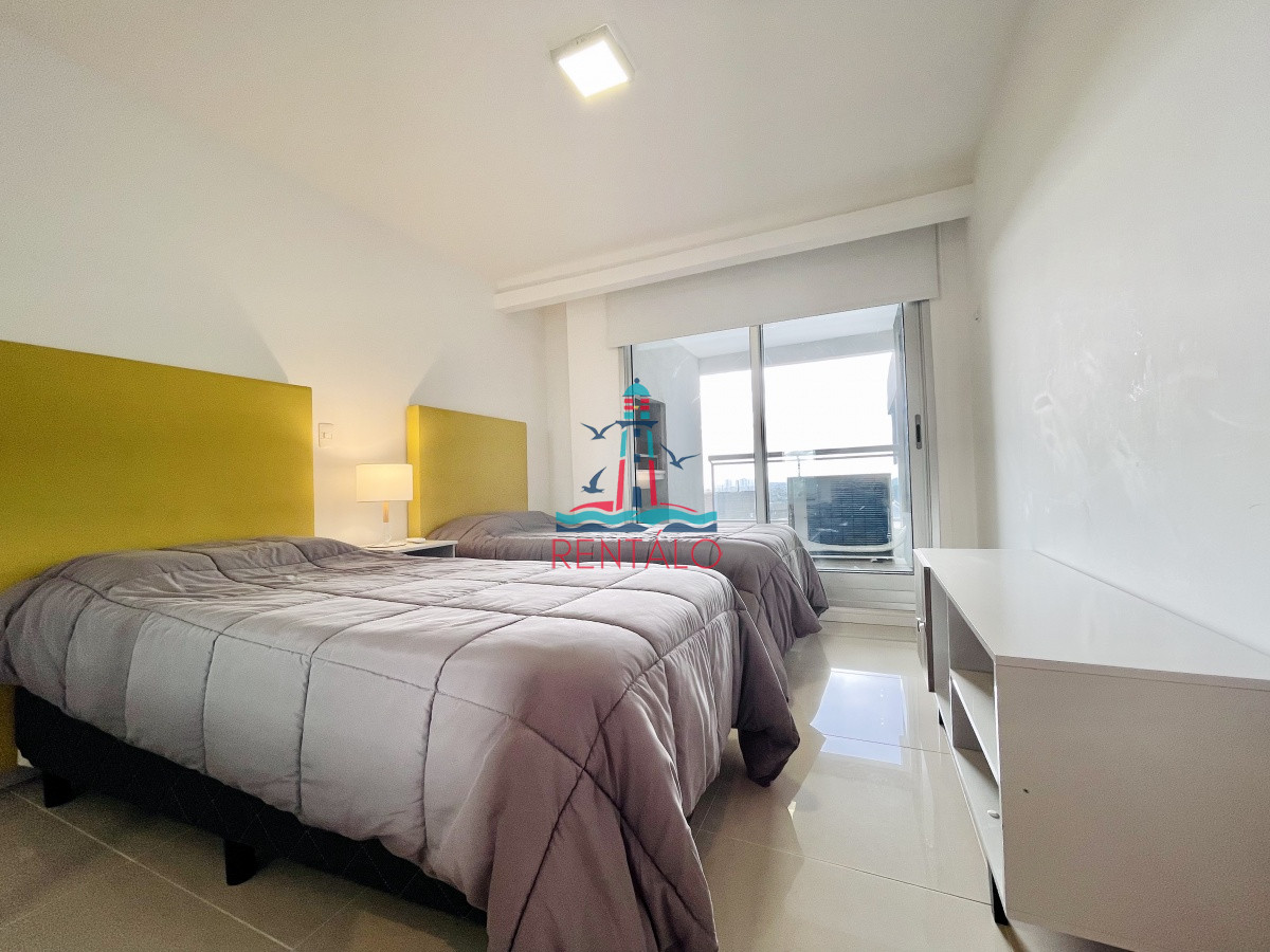 Apartamento ID.682 - Apartamento en venta en Punta del este 2 dormitorios con parrillero OPORTUNIDAD!