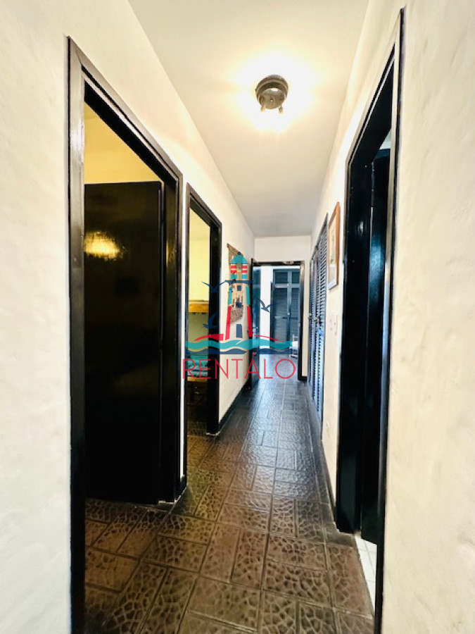 Apartamento ID.61 - Venta de apartamento de 3 dormitorios y 2 baños a metros del Mar en Playa Mansa
