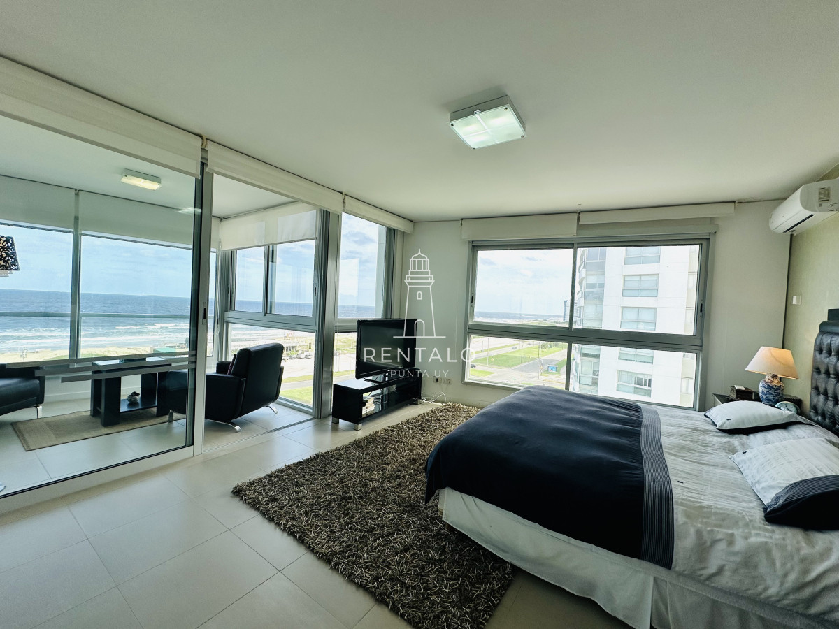 Apartamento ID.879 - Apartamento en venta 3 Dormitorios más Dependencia Punta del este playa brava, Torre Le Parc