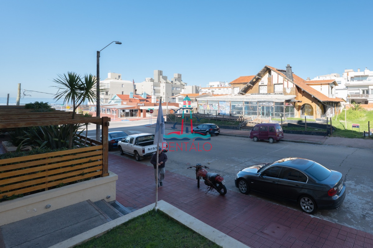 Apartamento ID.95 - Apartamento en venta de 2 dormitorios Punta del Este playa el Emir