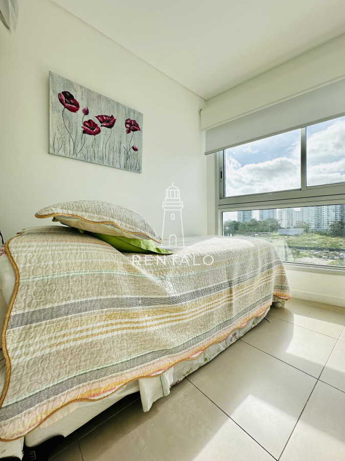 Apartamento ID.879 - Apartamento en venta 3 Dormitorios más Dependencia Punta del este playa brava, Torre Le Parc