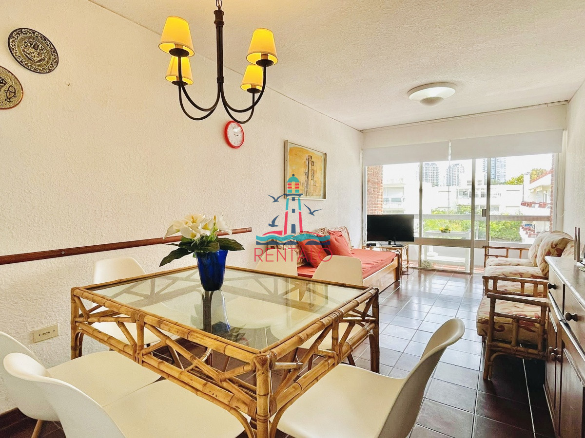 Apartamento ID.291 - Apartamento de 2 Dormitorios en Punta del este Aidy Grill a Pocos Metros de Playa Brava - Venta