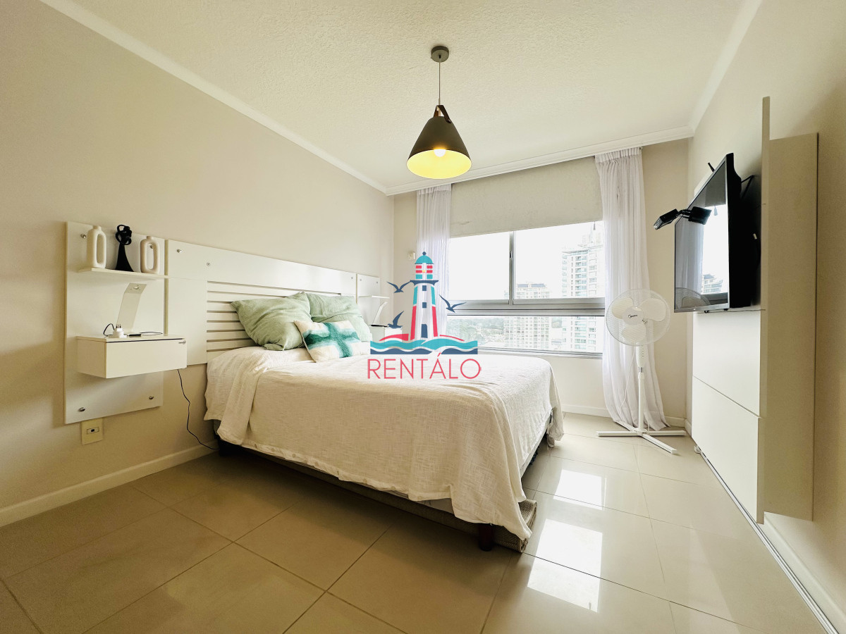 Apartamento ID.485 - Apartamento de 3 Dormitorios en Venta, Ocean Drive Punta del Este