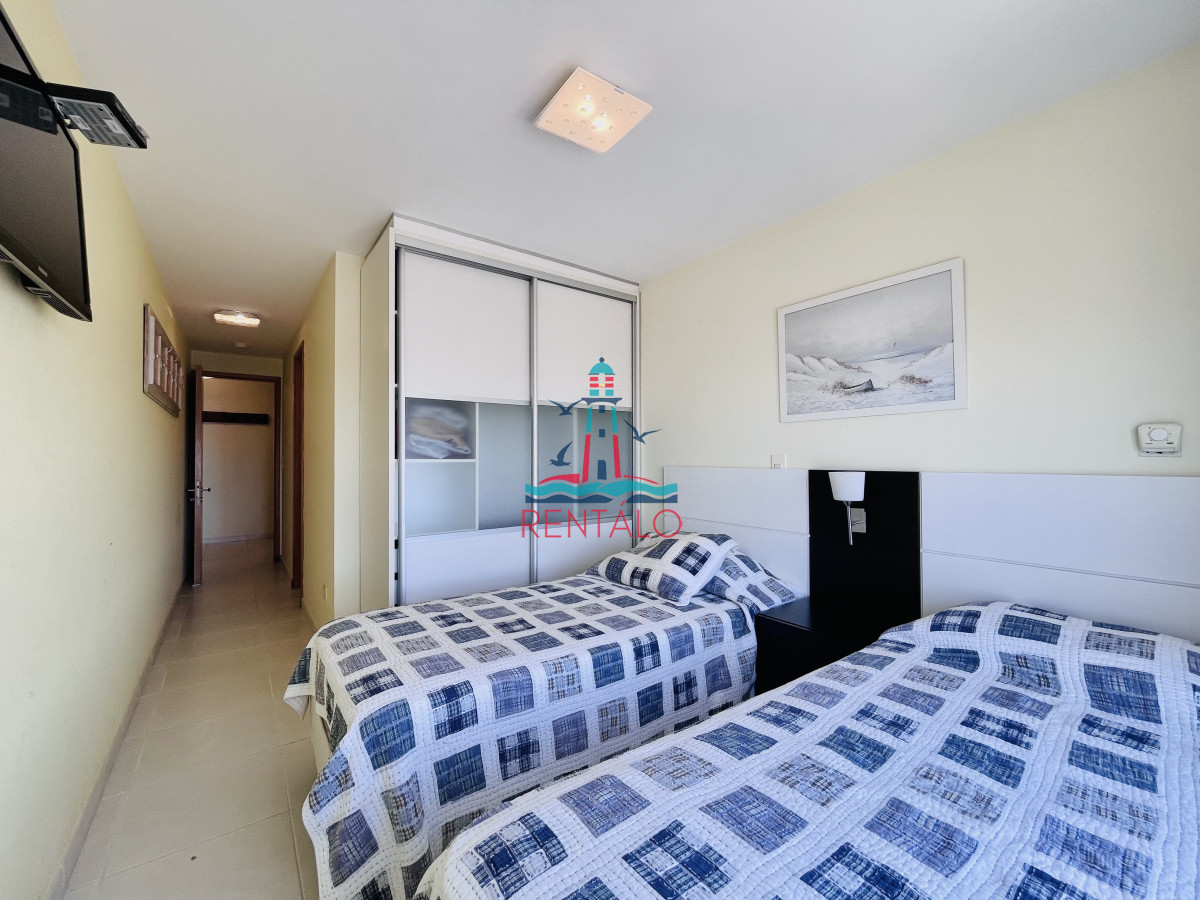 Apartamento ID.562 - Apartamento en alquiler en punta del este de 2 Dormitorios con Vista al Mar, Playa Mansa