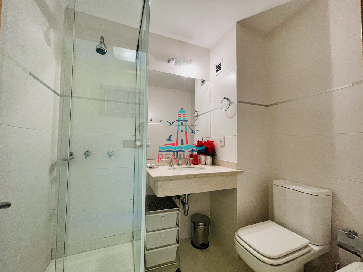 Apartamento ID.562 - Apartamento en alquiler en punta del este de 2 Dormitorios con Vista al Mar, Playa Mansa