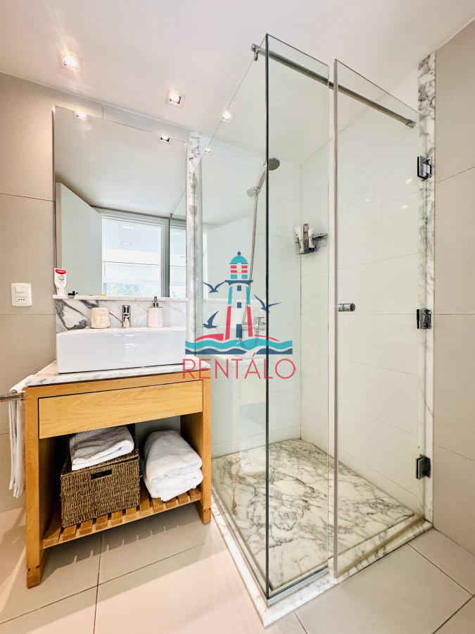 Apartamento ID.569 - Venta de Apartamento de 2 Dormitorios y Parrillero en la Loma de la Ballena en exclusivo complejo