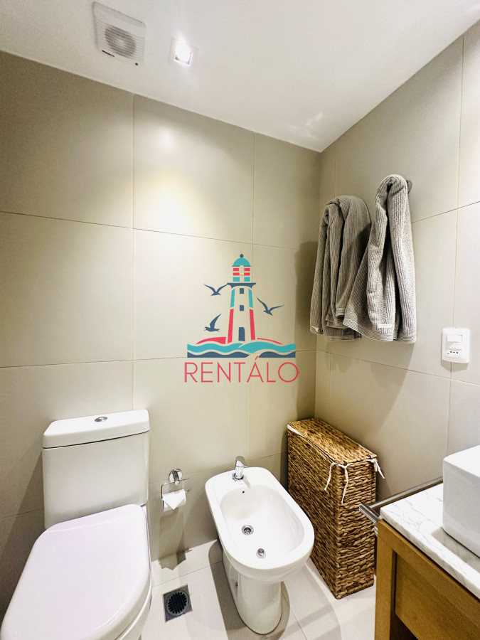 Apartamento ID.569 - Venta de Apartamento de 2 Dormitorios y Parrillero en la Loma de la Ballena en exclusivo complejo