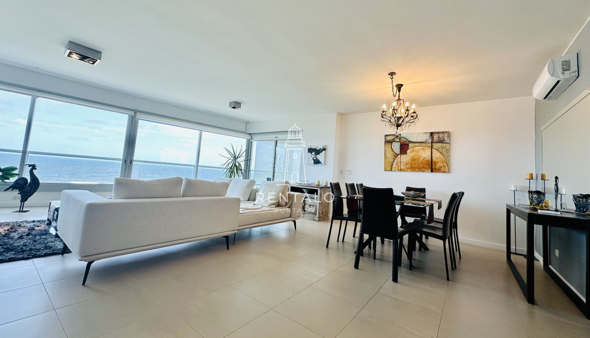 Apartamento ID.879 - Apartamento en venta 3 Dormitorios más Dependencia Punta del este playa brava, Torre Le Parc