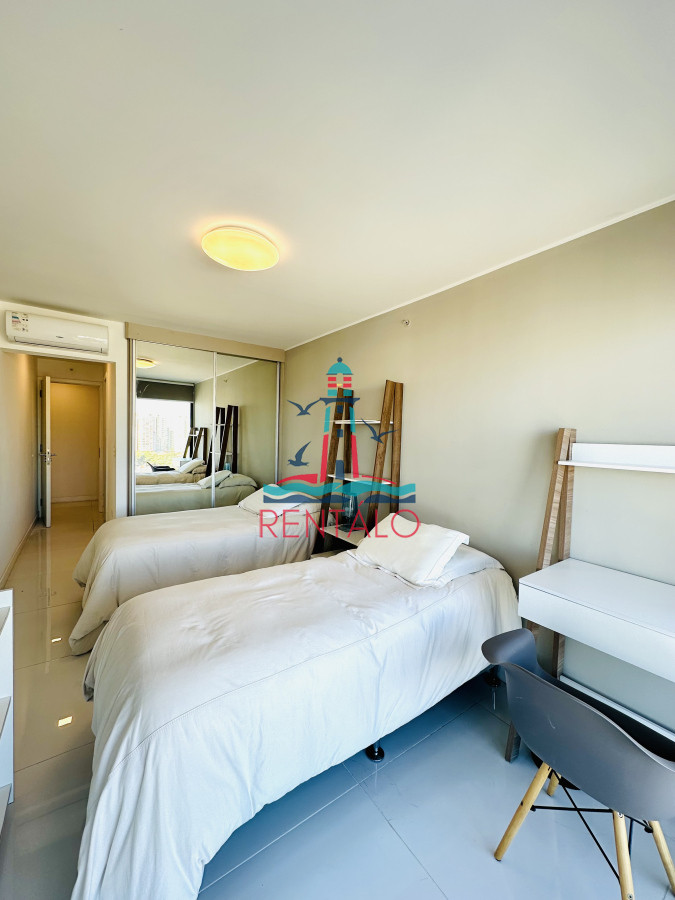 Apartamento ID.293 - Apartamento de 3 Dormitorios en Punta del Este, zona Hotel Enjoy, Punta del Este