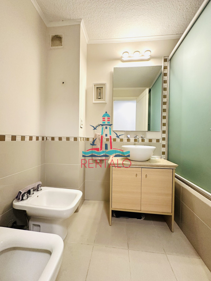 Apartamento ID.485 - Apartamento de 3 Dormitorios en Venta, Ocean Drive Punta del Este