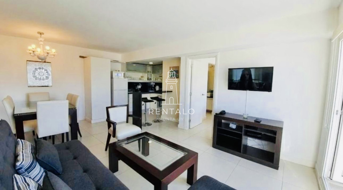 Apartamento ID.942 - Venta de apartamento de 2 Dormitorios en el corazón de la Península, Torre con servicios