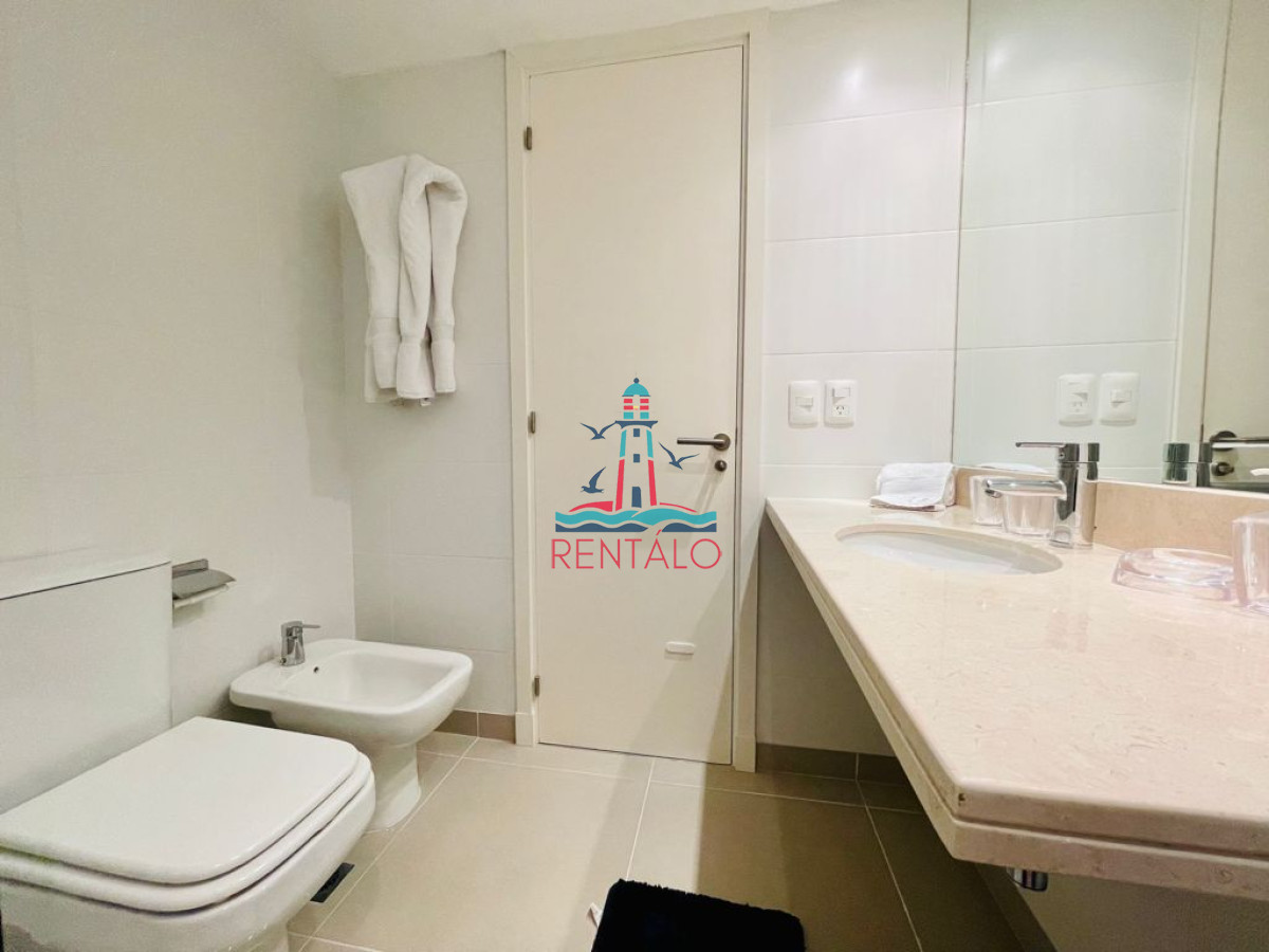 Apartamento ID.43 - Apartamento de 2 dormitorios en Punta del Este, amplio y luminoso
