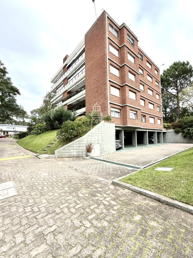 Apartamento ID.1024 - Apartamento en venta en Punta del este 4 dormitorios