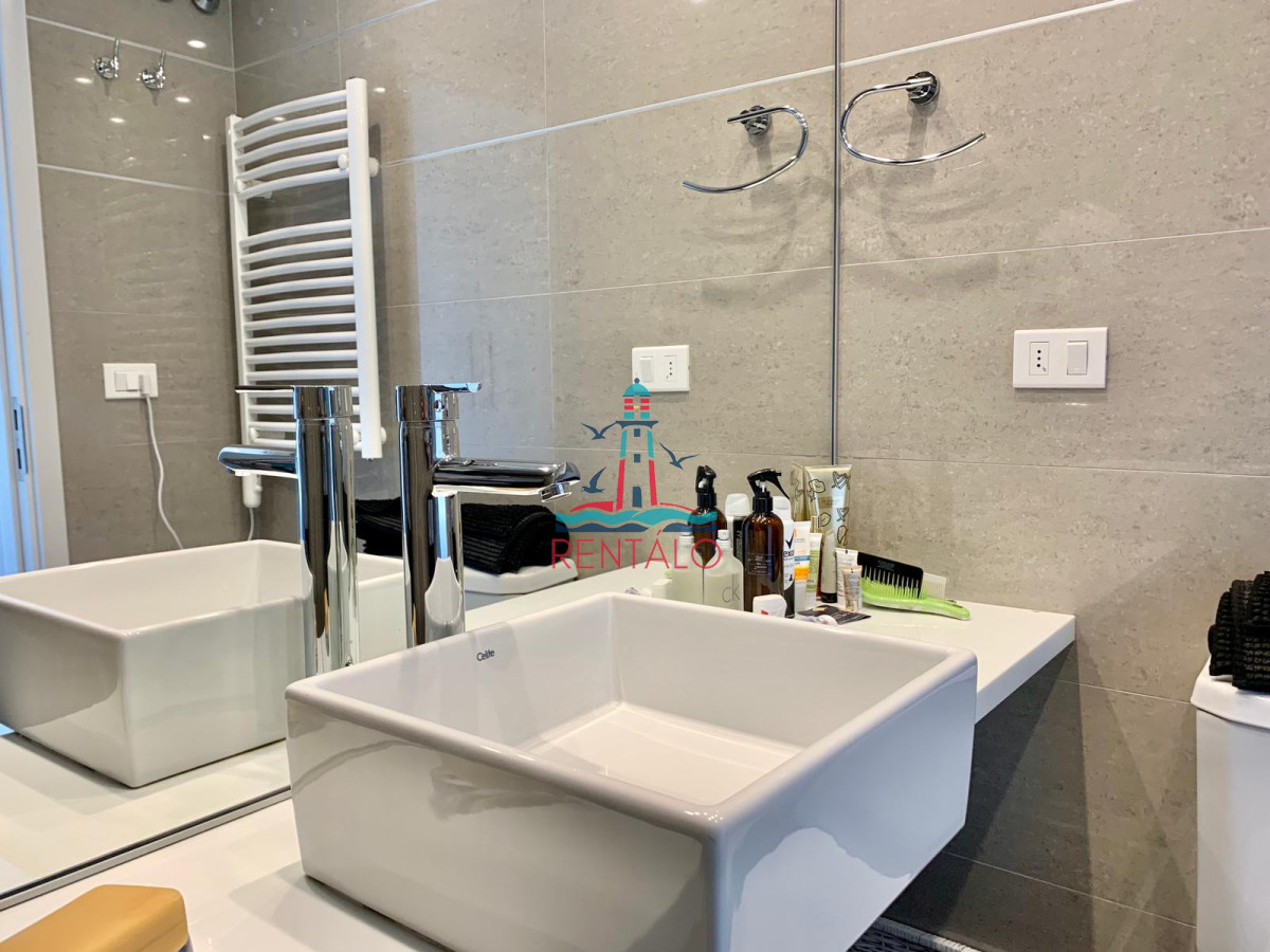 Apartamento ID.288 - Apartamento de 2 Dormitorios en Venta  Playa Mansa, Punta del Este