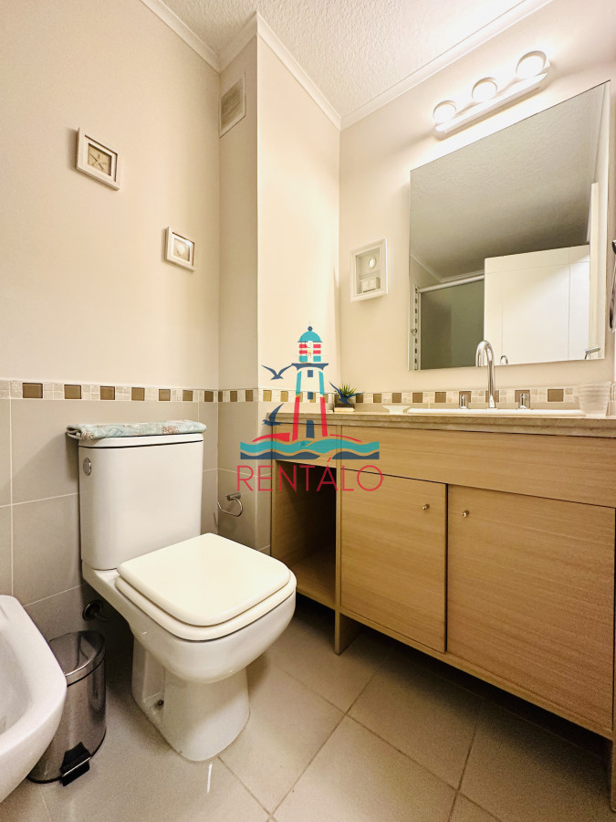 Apartamento ID.485 - Apartamento de 3 Dormitorios en Venta, Ocean Drive Punta del Este