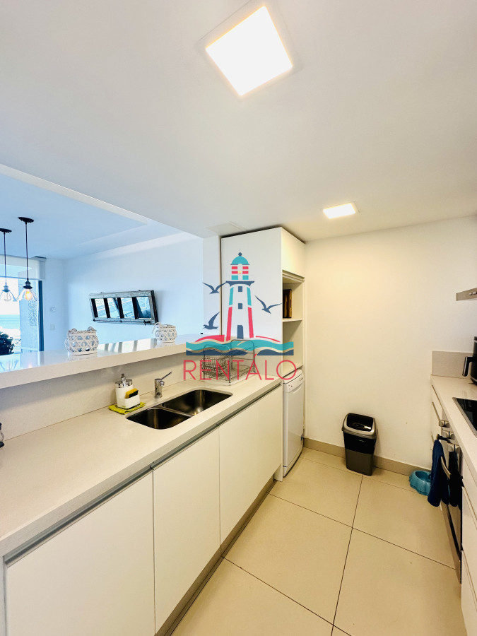 Apartamento ID.569 - Venta de Apartamento de 2 Dormitorios y Parrillero en la Loma de la Ballena en exclusivo complejo