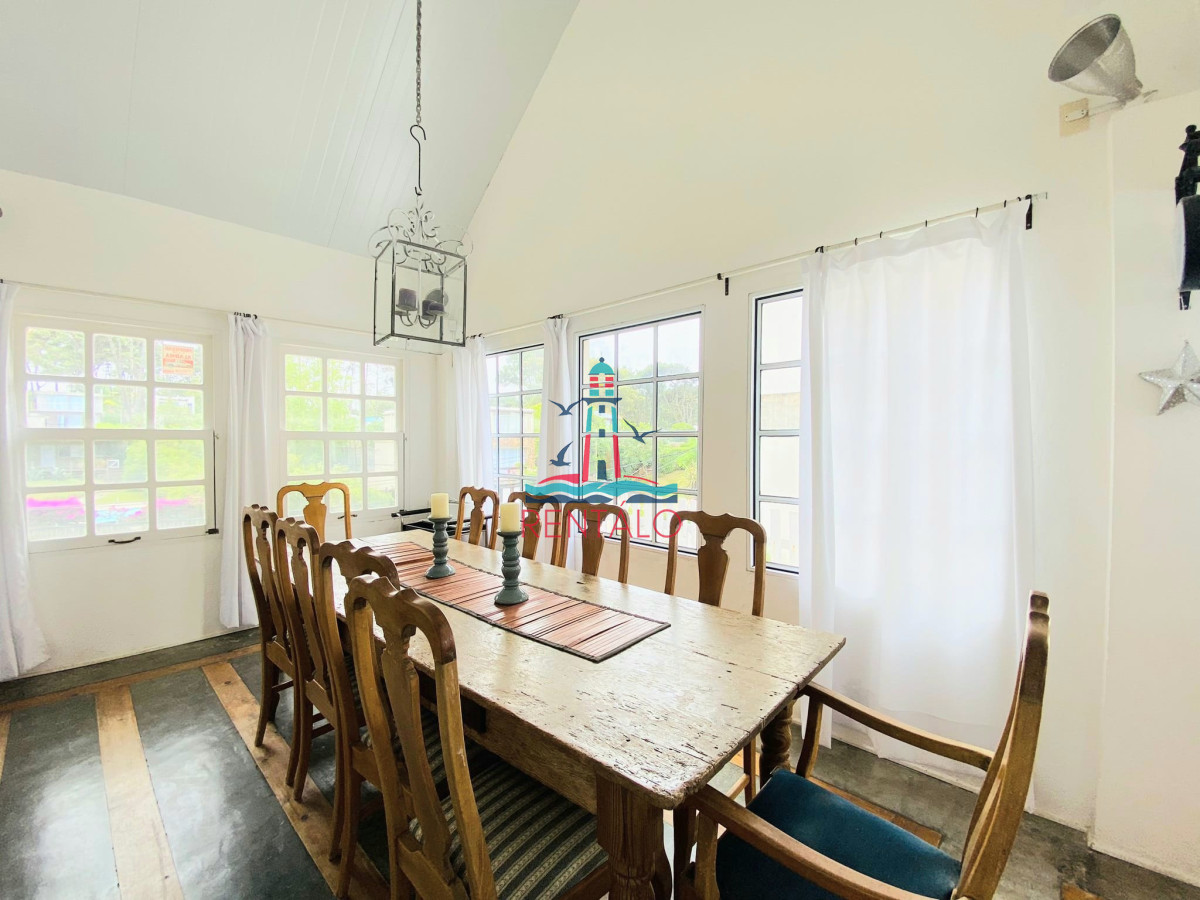 Casa ID.248 - Casa de 4 Dormitorios en Montoya, La Barra Punta del Este