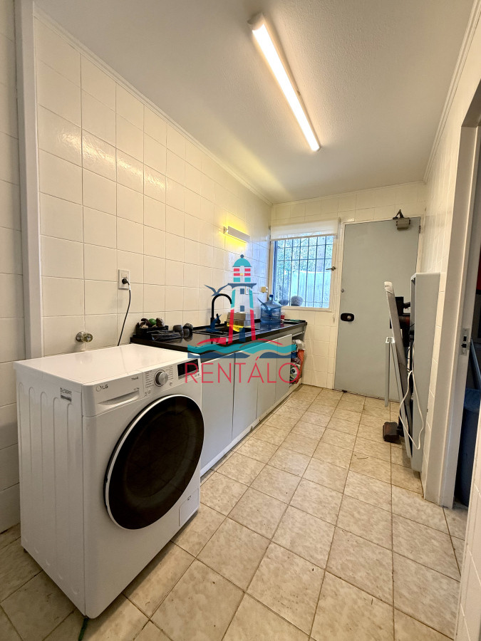 Casa ID.606 - Casa en alquiler de temporada con 4 suites más dependencia en 4500 m2 piscina y parrillero 