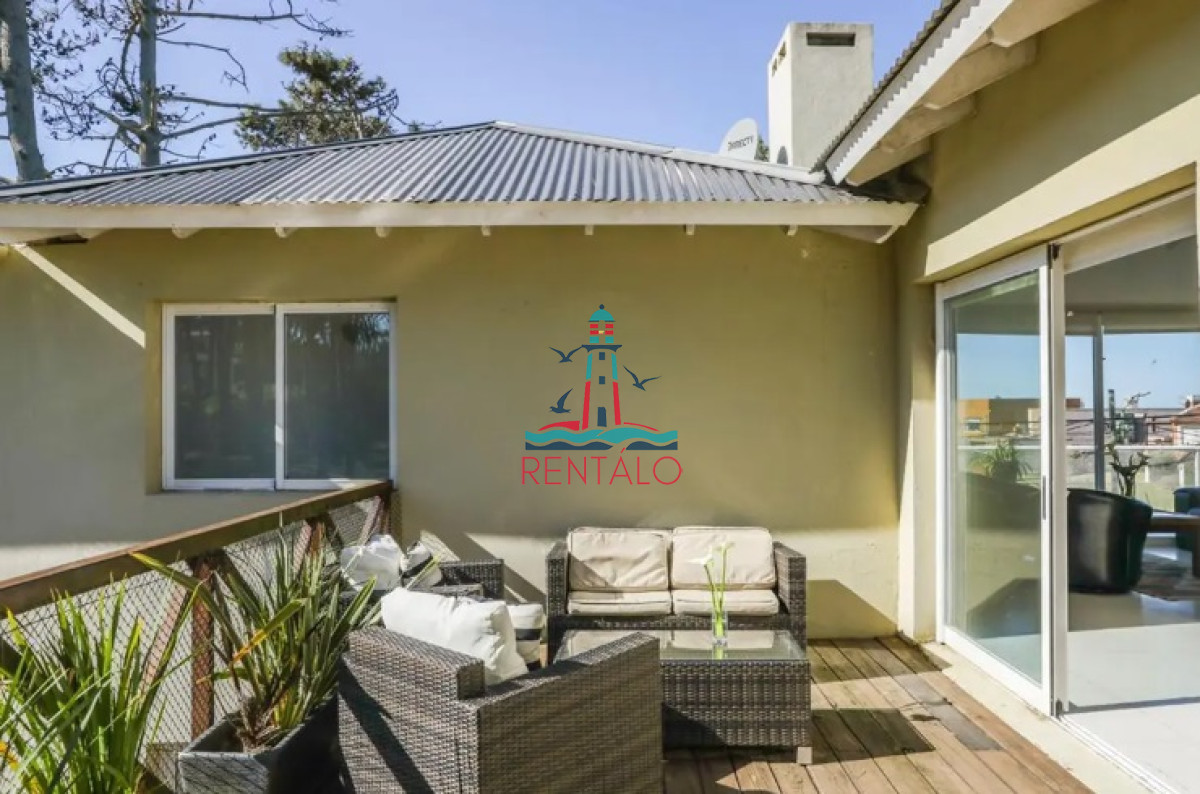 Casa ID.246 - Casa en venta de 6 Dormitorios y Piscina en Punta del Este Montoya, La Barra
