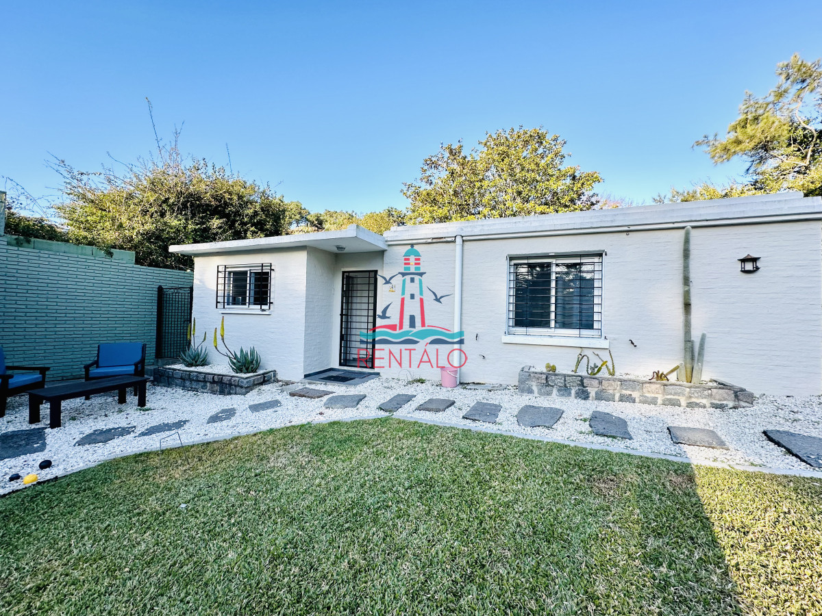 Casa ID.471 - Espectacular Casa Moderna de 5 Dormitorios con Piscina Climatizada en Alquiler de Temporada