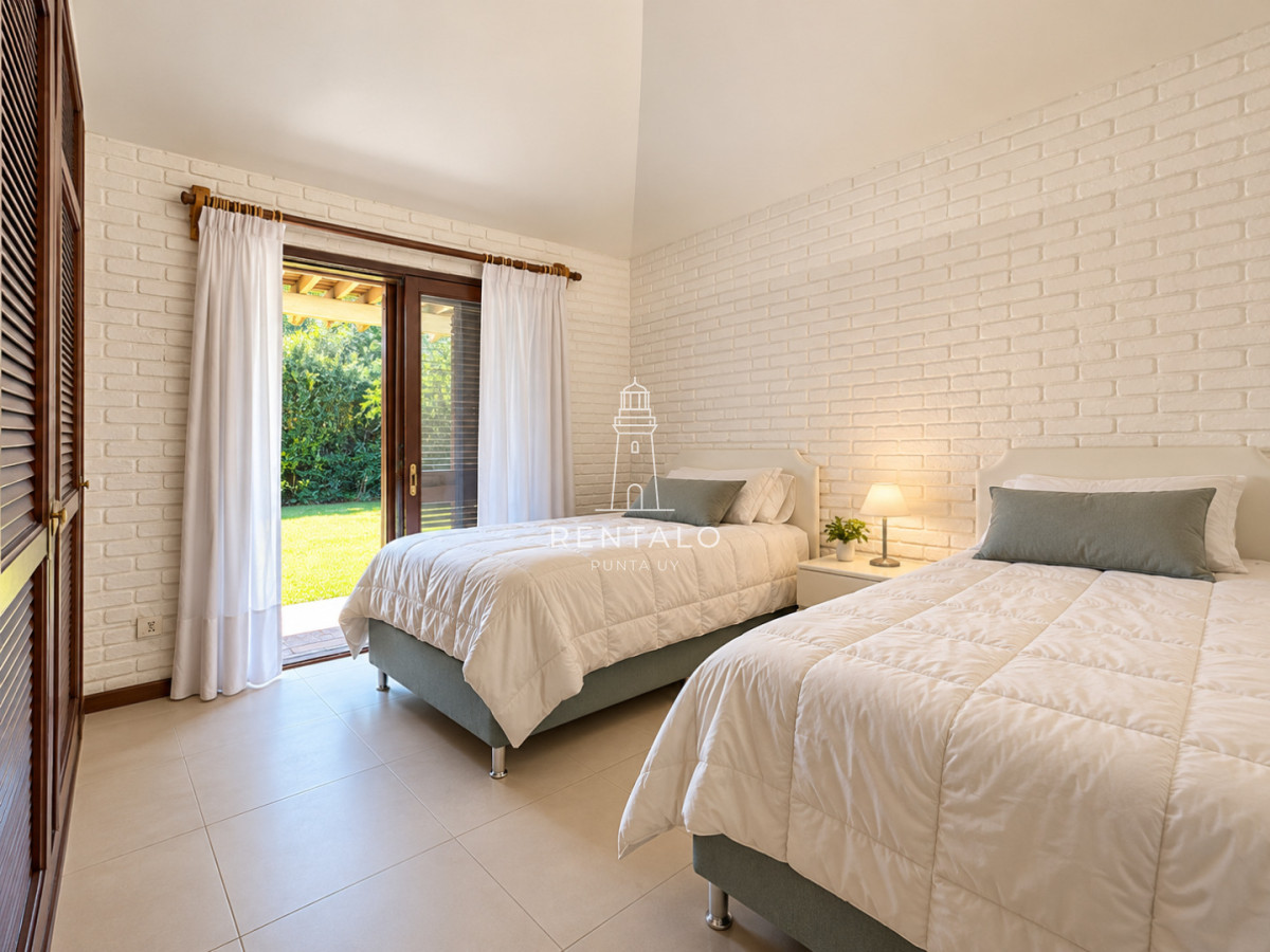 Casa ID.618 - Alquiler de casa en Punta del este 3 dormitorios 