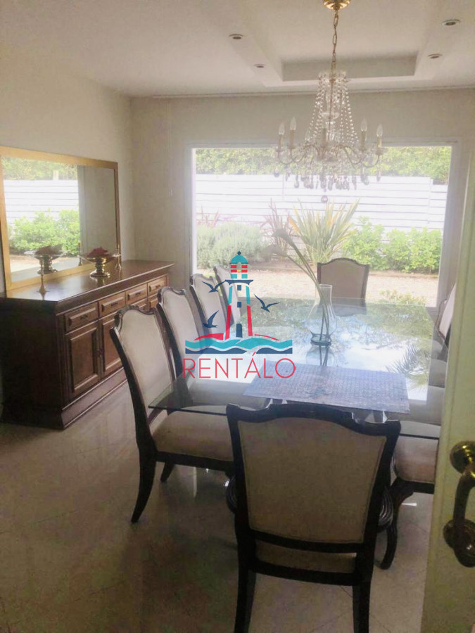 Casa ID.510 - Casa de 5 dormitorios en Punta del este barrio La arbolada
