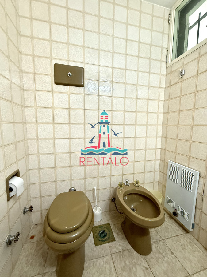 Casa ID.606 - Casa en alquiler de temporada con 4 suites más dependencia en 4500 m2 piscina y parrillero 