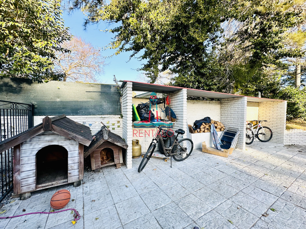 Casa ID.471 - Espectacular Casa Moderna de 5 Dormitorios con Piscina Climatizada en Alquiler de Temporada