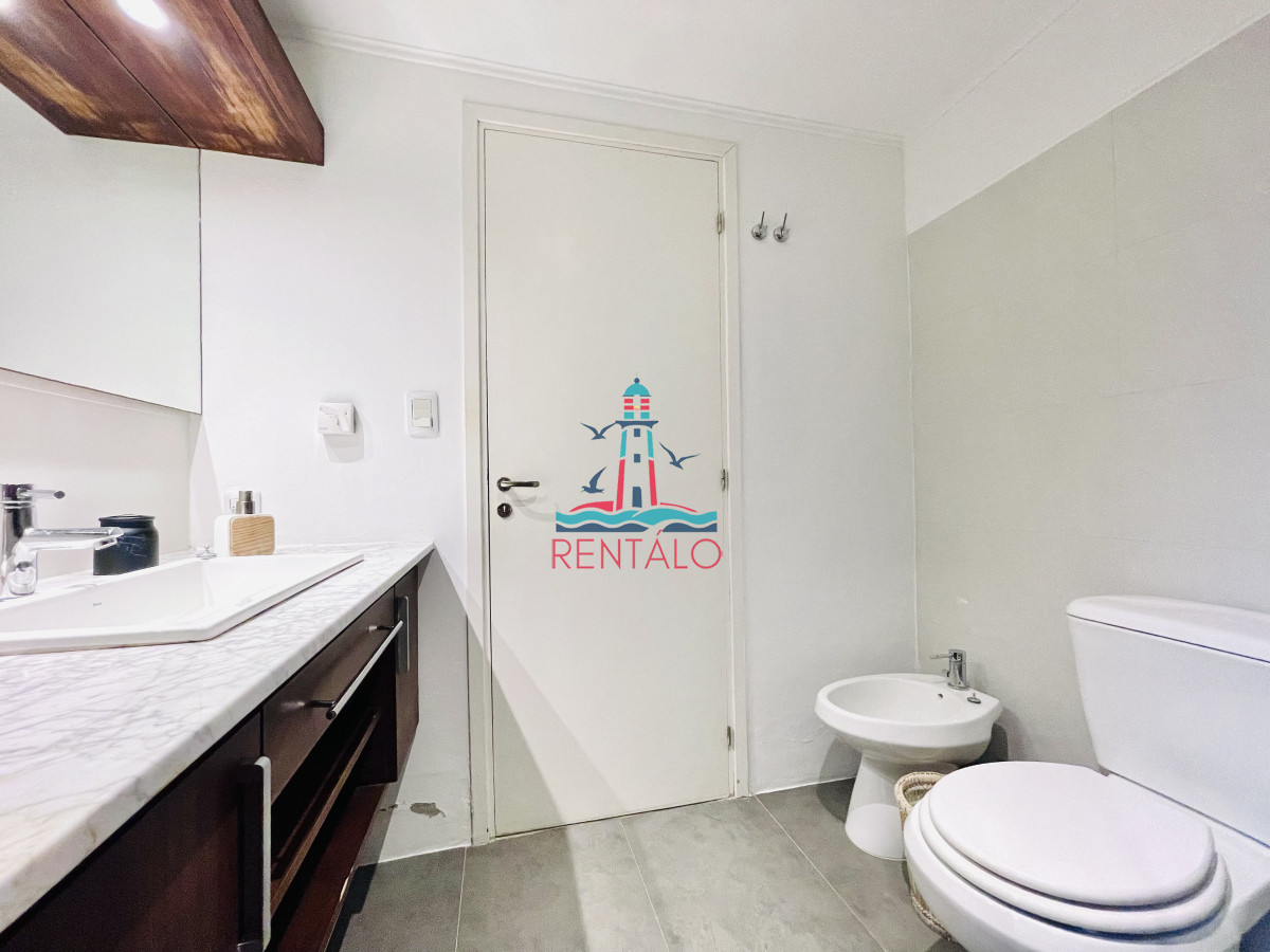 Casa ID.237 - Casa en venta de 5 Dormitorios en Manantiales, Punta del Este