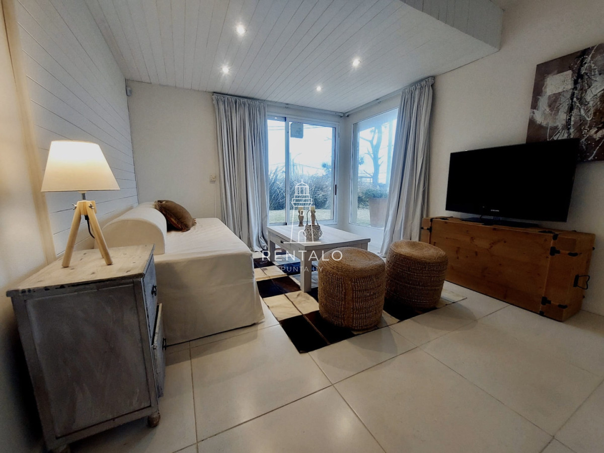 Casa ID.246 - Casa en venta de 6 Dormitorios y Piscina en Punta del Este Montoya, La Barra